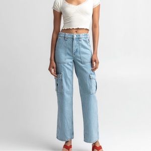 Brand Nee BDG cargos